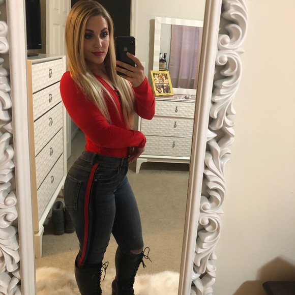 Express Skinny Jeans w/ Red Stripe - Size 2 - Picture 2 of 5